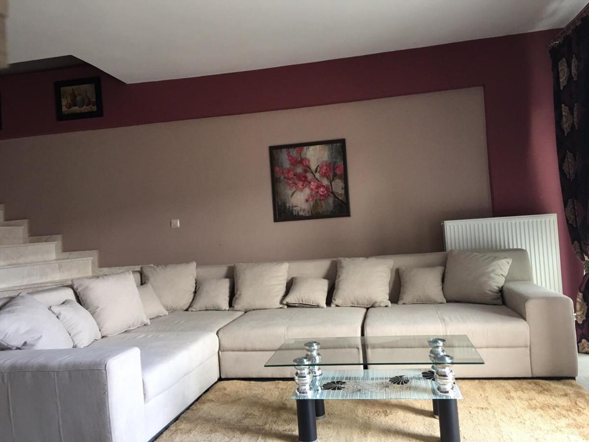 Archontiko Kirfis In Desfina Lejlighedshotel Eksteriør billede