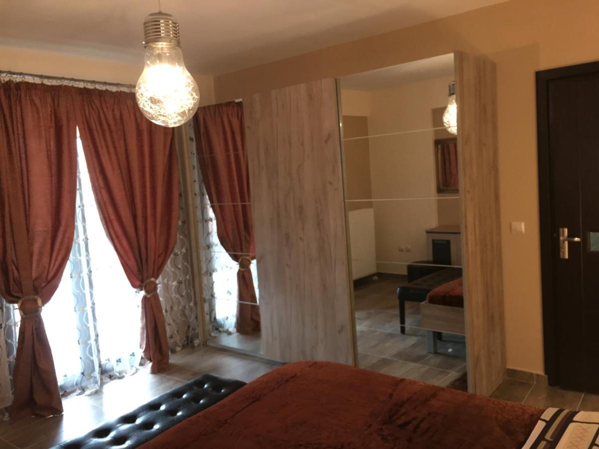 Archontiko Kirfis In Desfina Lejlighedshotel Eksteriør billede